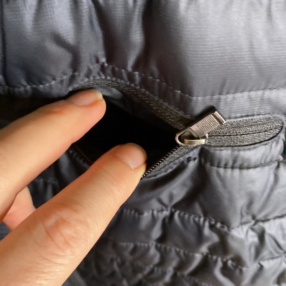 Columbia Black Classic Powder Pillow Warm Lightweight Puffer Vest Size 1X - Picture 7 of 12